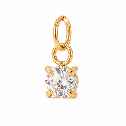 Lucéa Charm