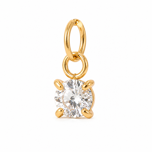 Lucéa Charm